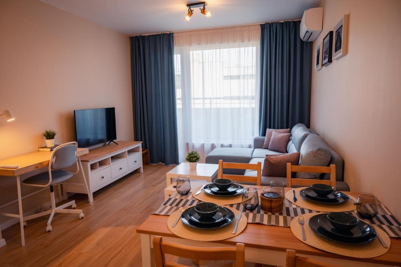 Emerald Suite With Private Parking Varna Exterior foto