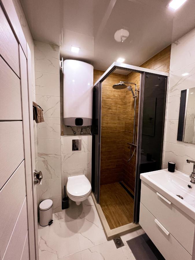 Emerald Suite With Private Parking Varna Exterior foto