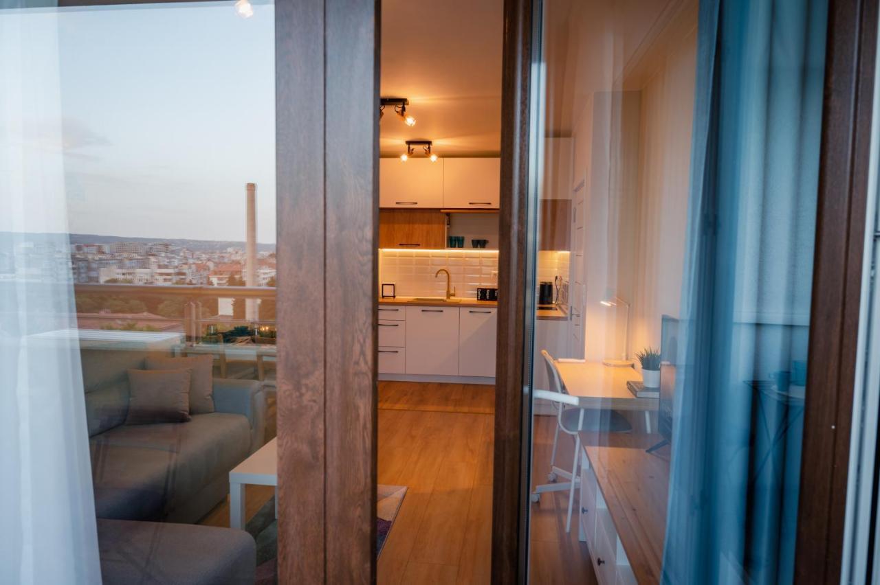Emerald Suite With Private Parking Varna Exterior foto